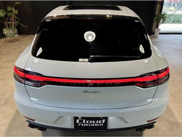 PORSCHE MACAN 2019 Image 23