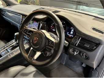 PORSCHE MACAN 2019 Image 33