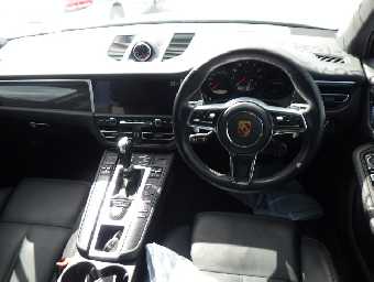 PORSCHE MACAN 2019 Image 50