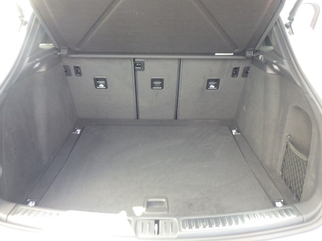 PORSCHE MACAN 2019 Image 60