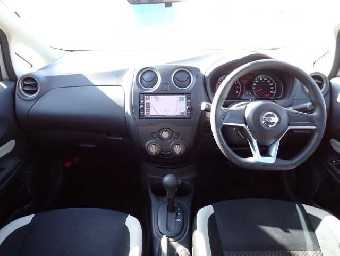 NISSAN NOTE 2018 Image 3