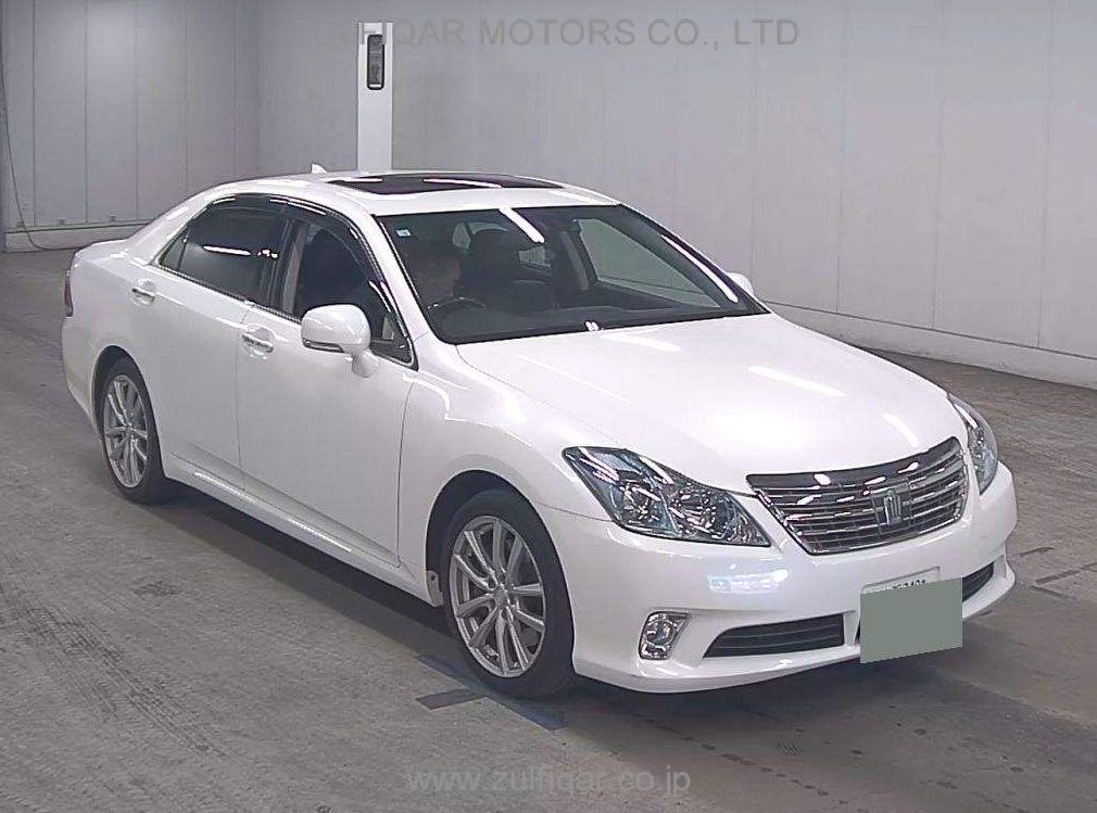 TOYOTA CROWN HYBRID 2010 Image 1