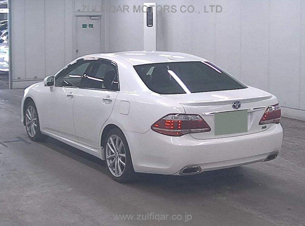 TOYOTA CROWN HYBRID 2010 Image 2