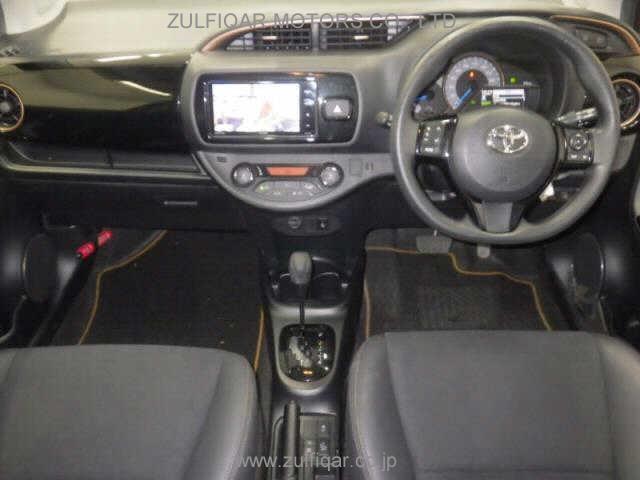 TOYOTA VITZ 2019 Image 3