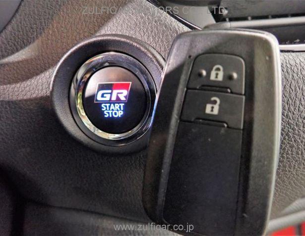 TOYOTA C-HR 2020 Image 11