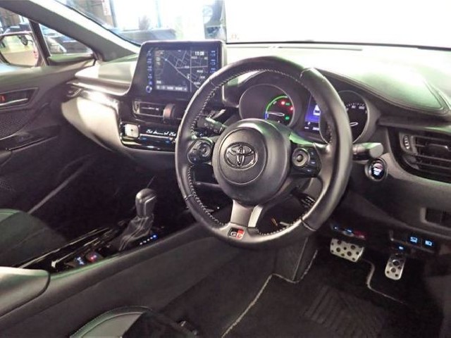 TOYOTA C-HR 2020 Image 19