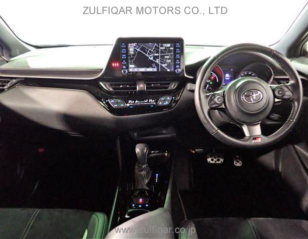 TOYOTA C-HR 2020 Image 3