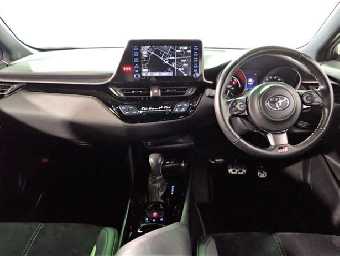 TOYOTA C-HR 2020 Image 3