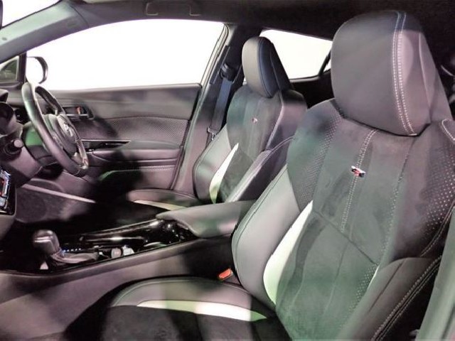 TOYOTA C-HR 2020 Image 36