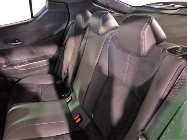 TOYOTA C-HR 2020 Image 37