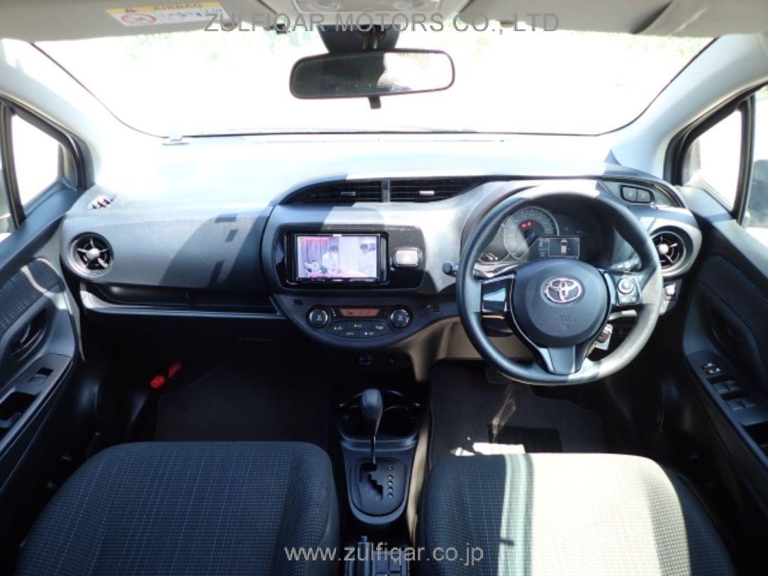 TOYOTA VITZ 2018 Image 2