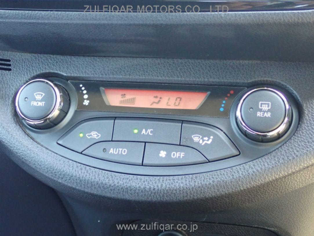 TOYOTA VITZ 2018 Image 12