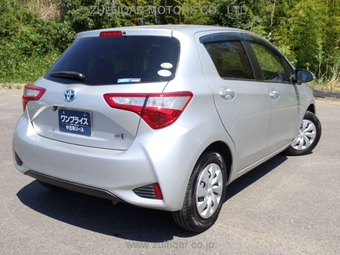 TOYOTA VITZ 2018 Image 3