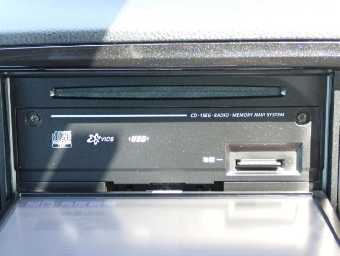 TOYOTA VITZ 2018 Image 6