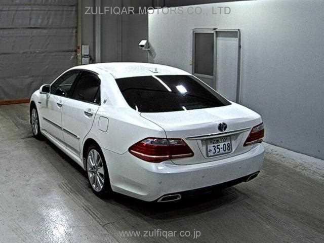 TOYOTA CROWN HYBRID 2010 Image 2