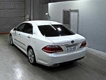 TOYOTA CROWN HYBRID 2010 Image 2