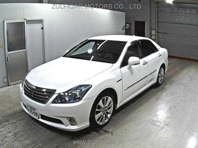 TOYOTA CROWN HYBRID 2010 Image 4