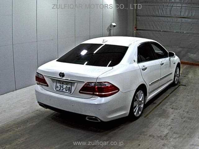 TOYOTA CROWN HYBRID 2010 Image 5