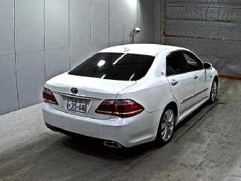 TOYOTA CROWN HYBRID 2010 Image 5