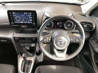 TOYOTA YARIS CROSS 2021 Image 6
