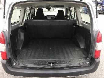 TOYOTA SUCCEED 2019 Image 11