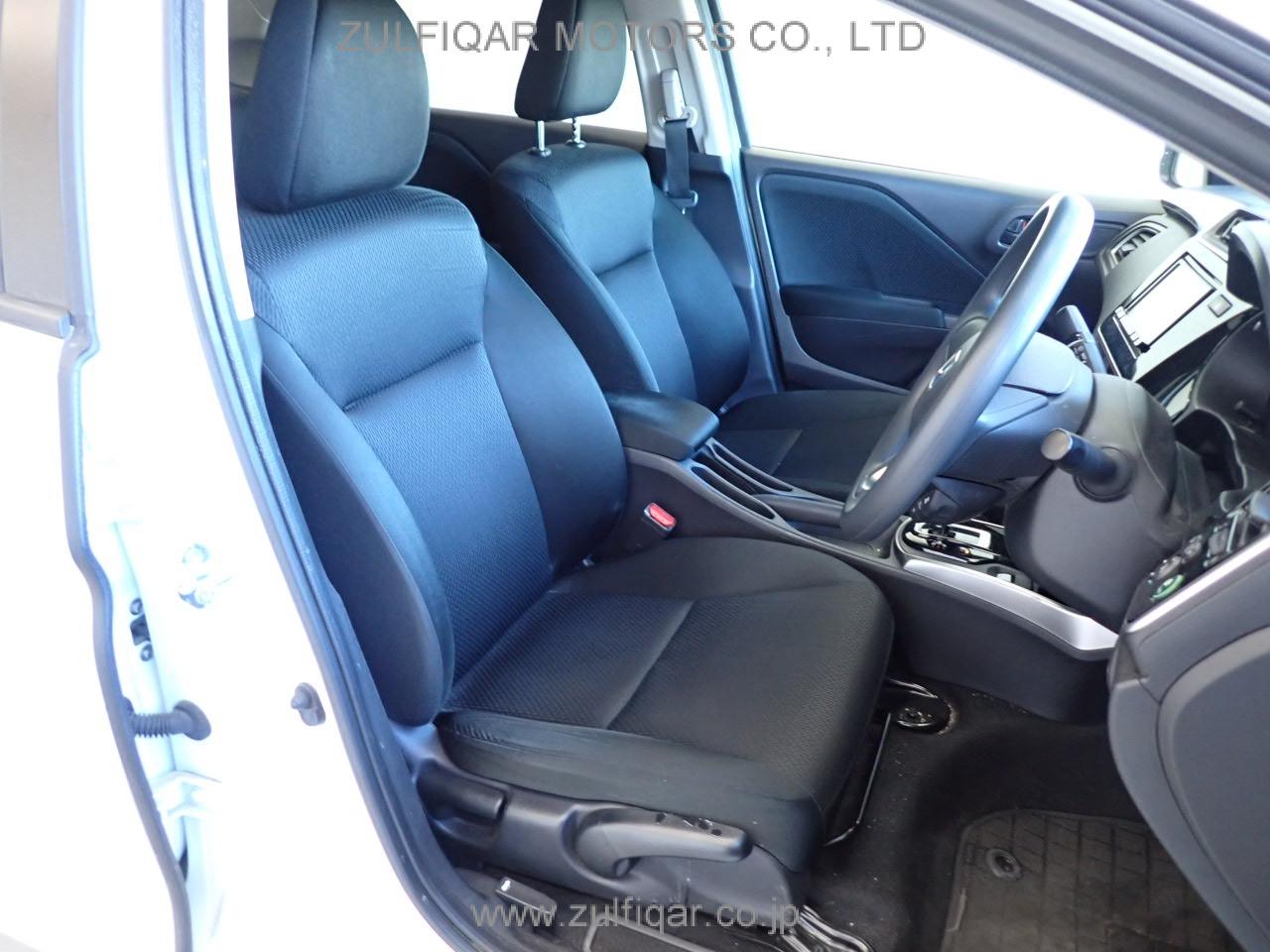 HONDA GRACE 2018 Image 10