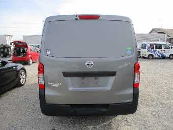 NISSAN NV350 CARAVAN 2017 Image 4
