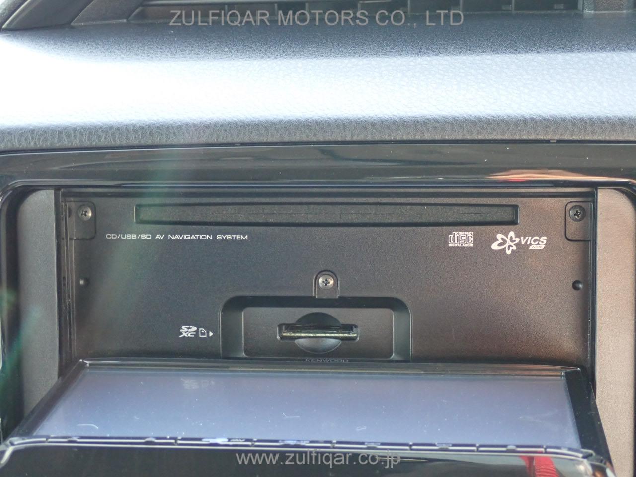 TOYOTA VITZ 2018 Image 5