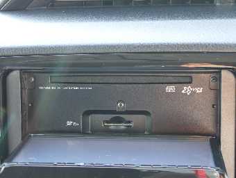 TOYOTA VITZ 2018 Image 5