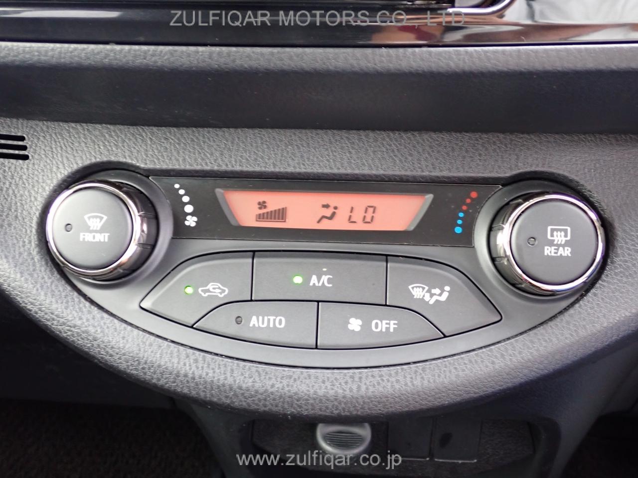 TOYOTA VITZ 2018 Image 10