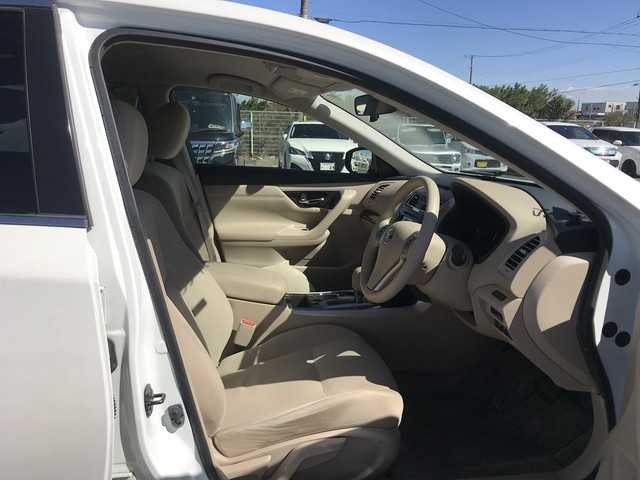 NISSAN TEANA 2018 Image 21