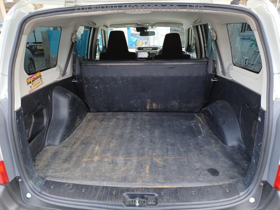 TOYOTA PROBOX 2018 Image 7