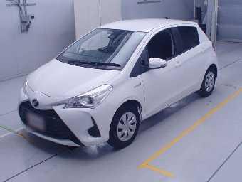 TOYOTA VITZ 2019 Image 1