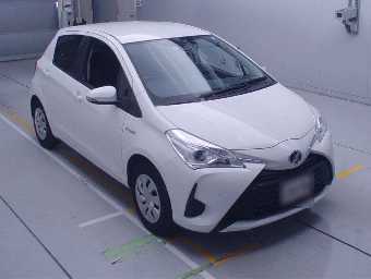 TOYOTA VITZ 2019 Image 5