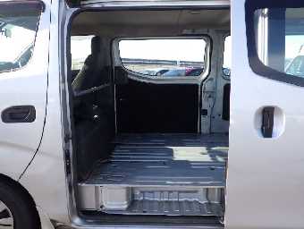 NISSAN NV350 CARAVAN 2018 Image 11