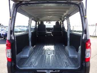 NISSAN NV350 CARAVAN 2018 Image 12
