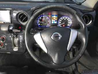 NISSAN NV350 CARAVAN 2016 Image 7