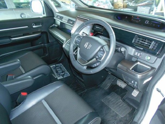 HONDA STEPWGN SPADA 2021 Image 27