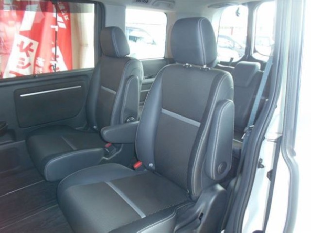 HONDA STEPWGN SPADA 2021 Image 29