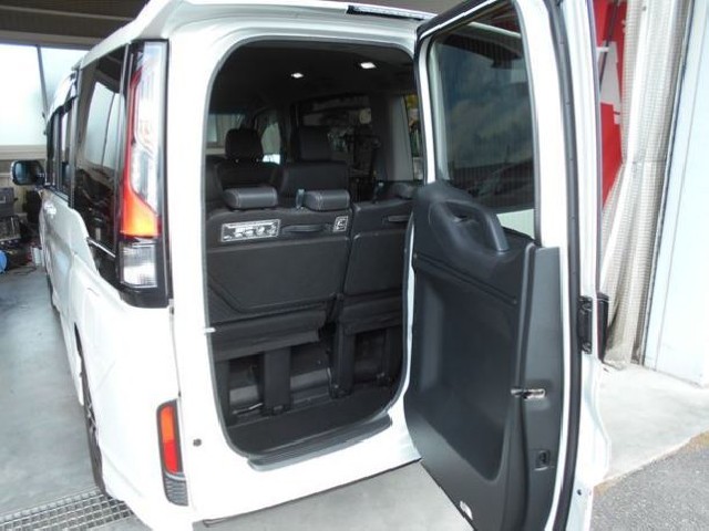 HONDA STEPWGN SPADA 2021 Image 30