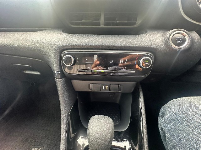TOYOTA YARIS 2022 Image 23