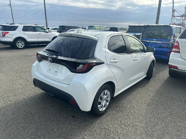 TOYOTA YARIS 2022 Image 33