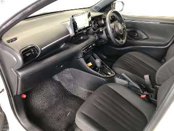 TOYOTA YARIS 2022 Image 7