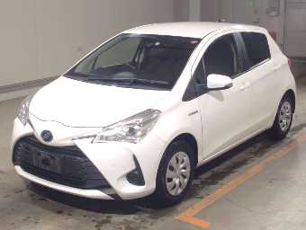TOYOTA VITZ 2019 Image 1