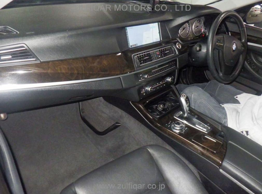 BMW 5 SERIES 2010 Image 3