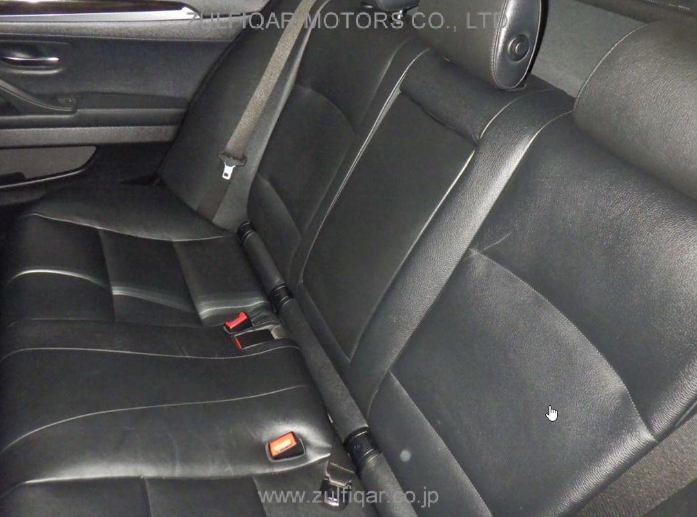 BMW 5 SERIES 2010 Image 6