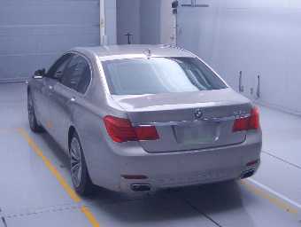 BMW 7 SERIES 2009 Image 6