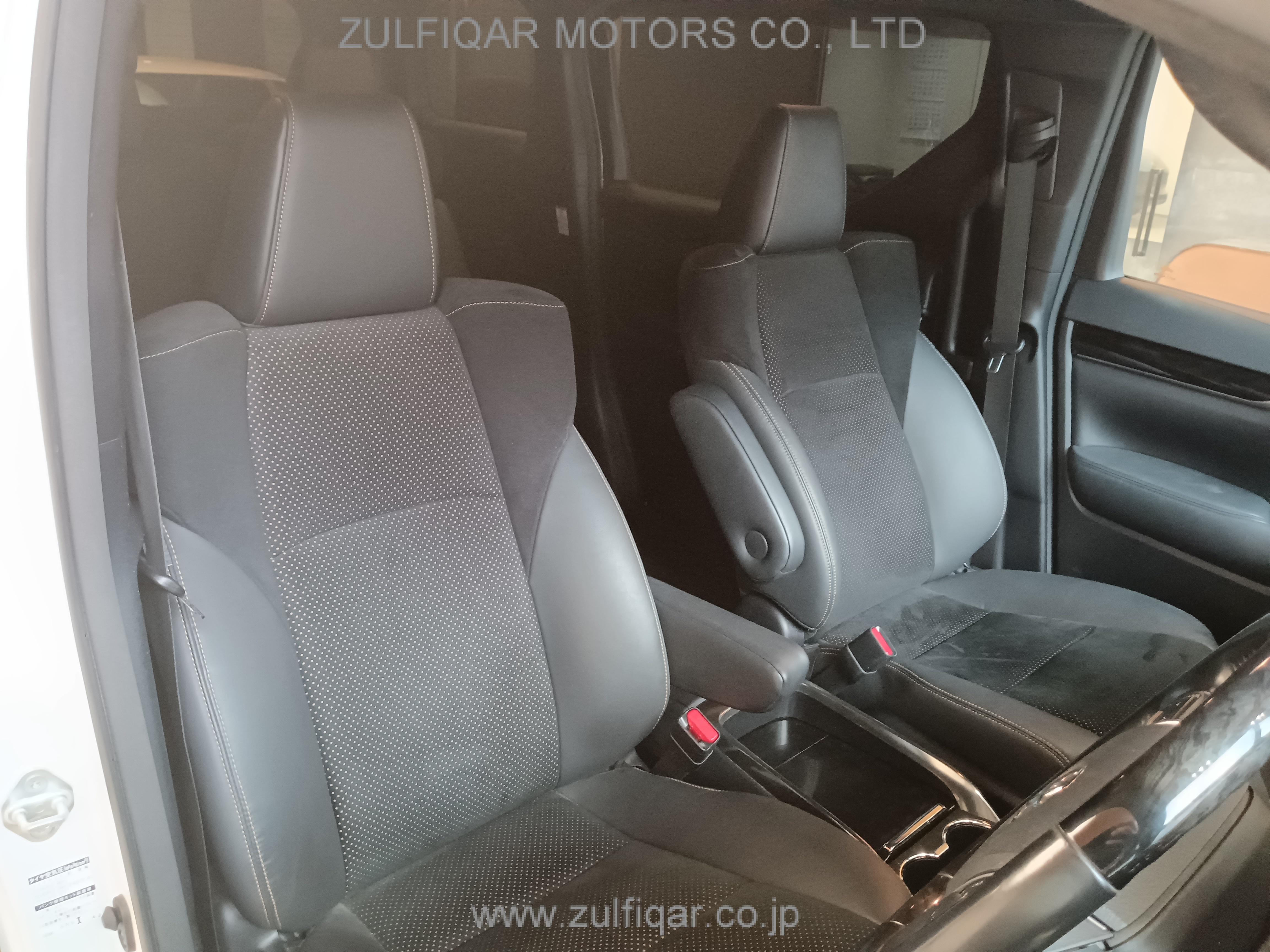 TOYOTA ALPHARD 2020 Image 25