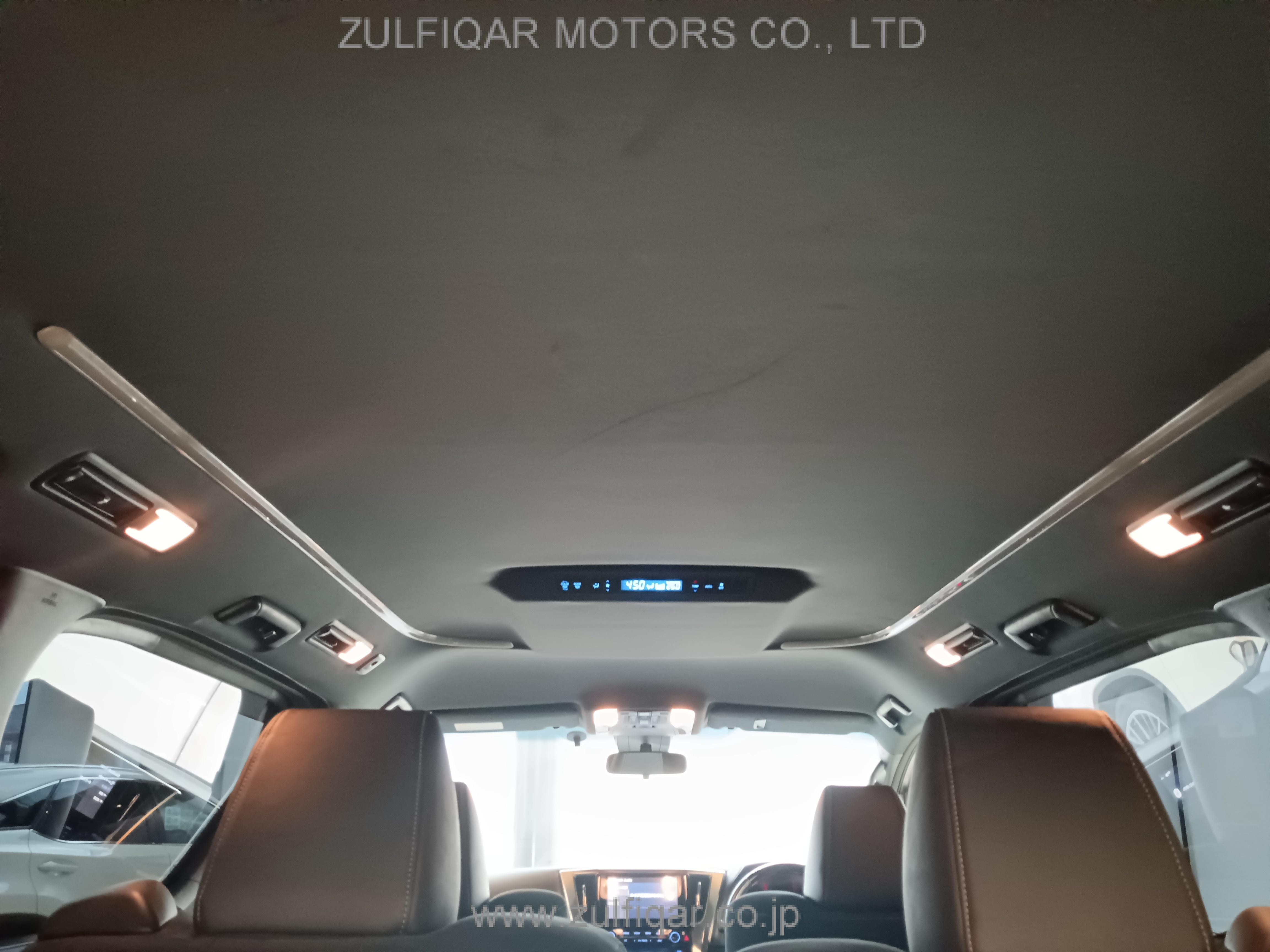 TOYOTA ALPHARD 2020 Image 30