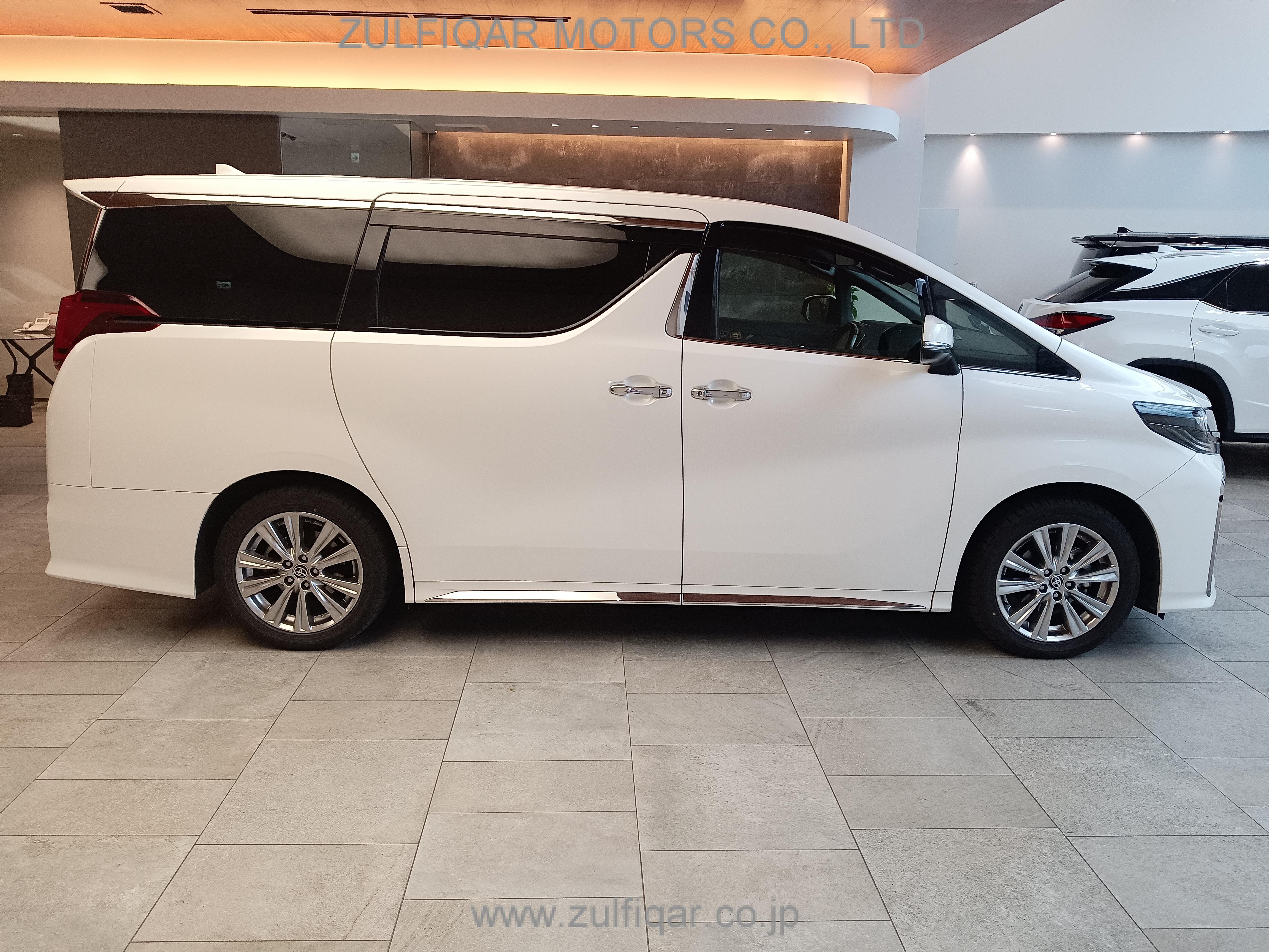 TOYOTA ALPHARD 2020 Image 4